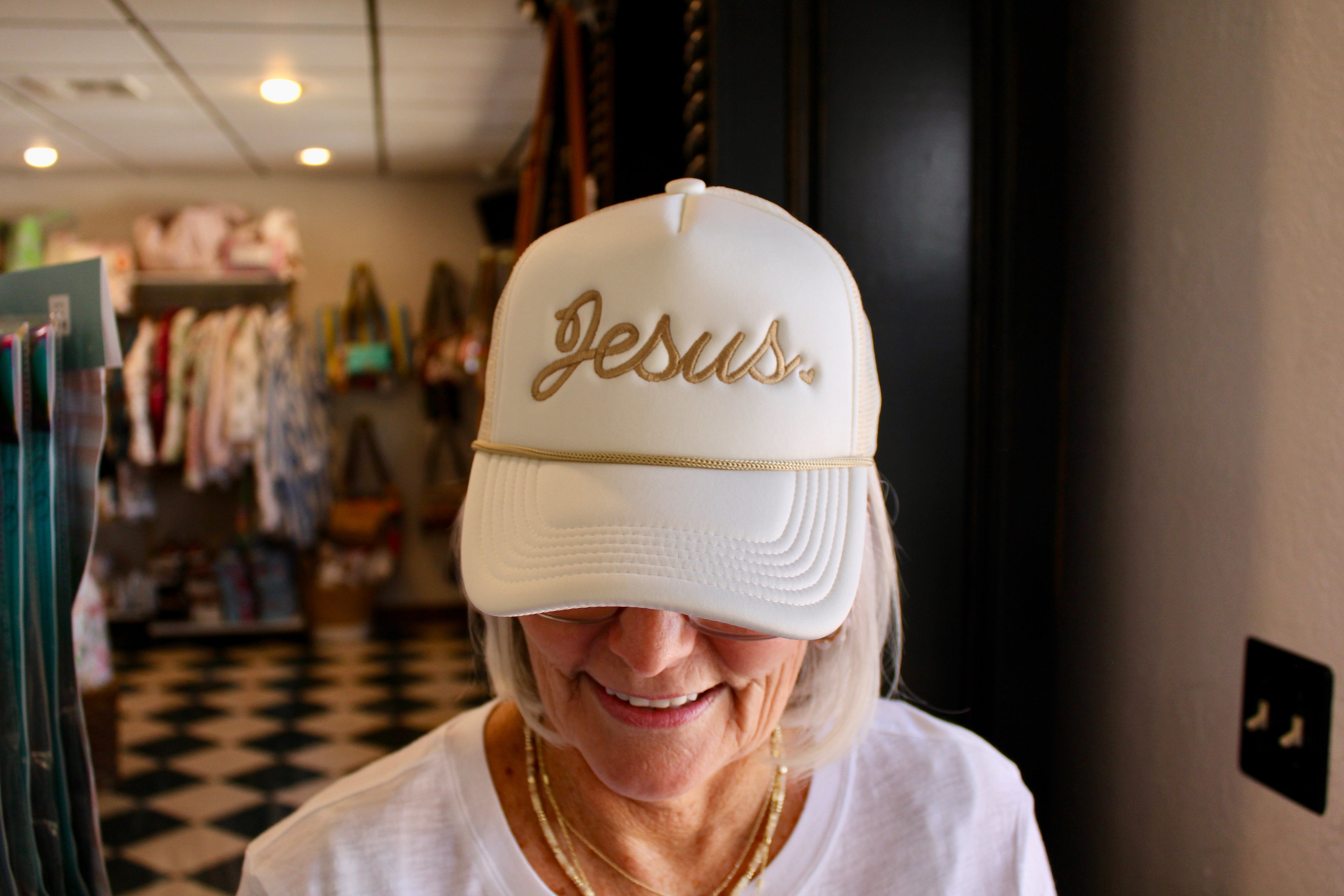 Hat, Jesus
